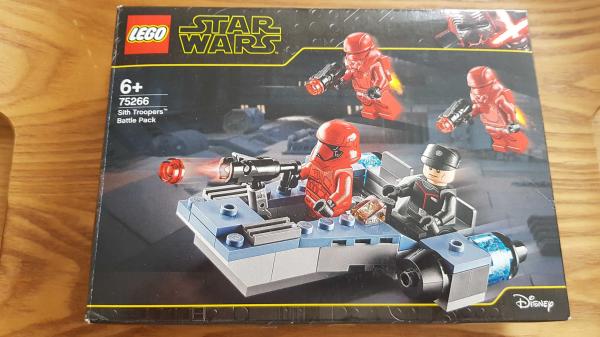 Image article LEGO Star Wars Coffret de bataille Sith Troopers avec speeder- 75266
