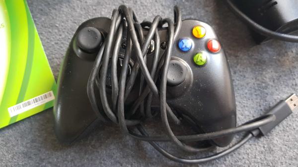 Image article Console Xbox 360 en boite