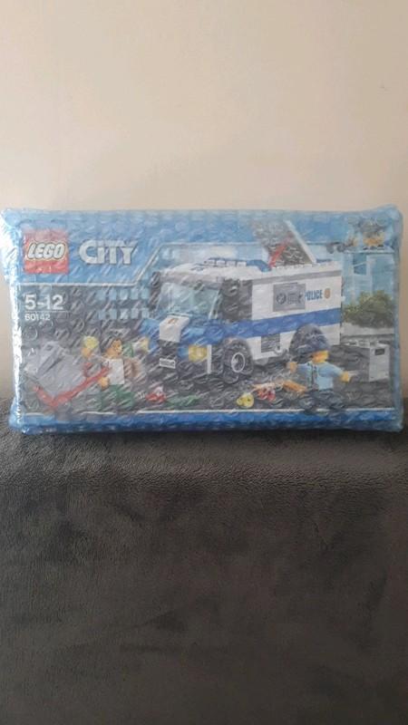 Image article lego city 60142 NEUF