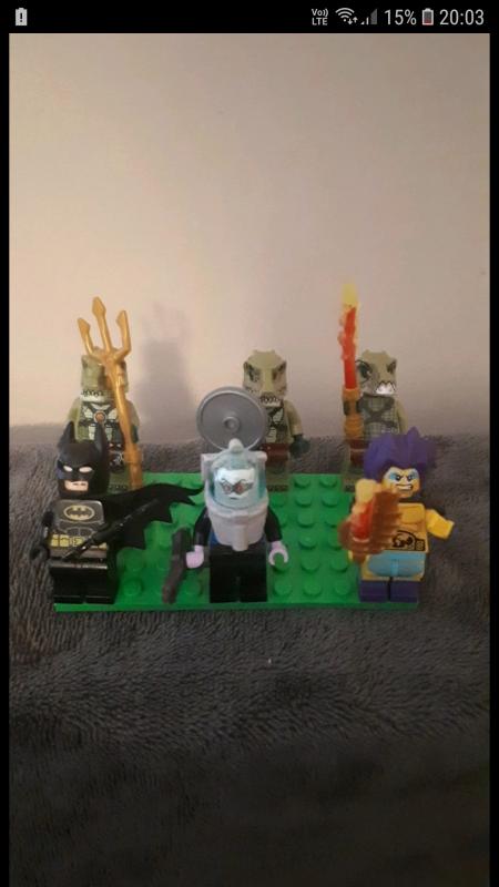 Image article lot de 6 mini figurine lego divers