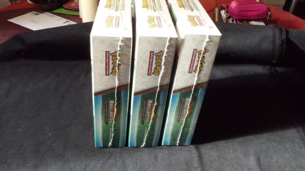 Image article Coffret Pokémon Légende brillante Marshadow sceller et neuf x3 coffrets.