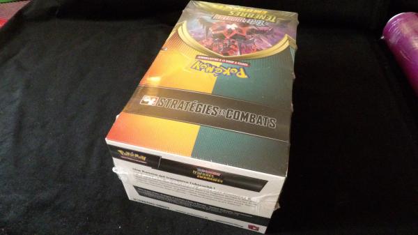 Image article Display Pokémon d'avant première PR, Pré-release, Ténébres Embrasées, neuve et sceller, 10 Kits.