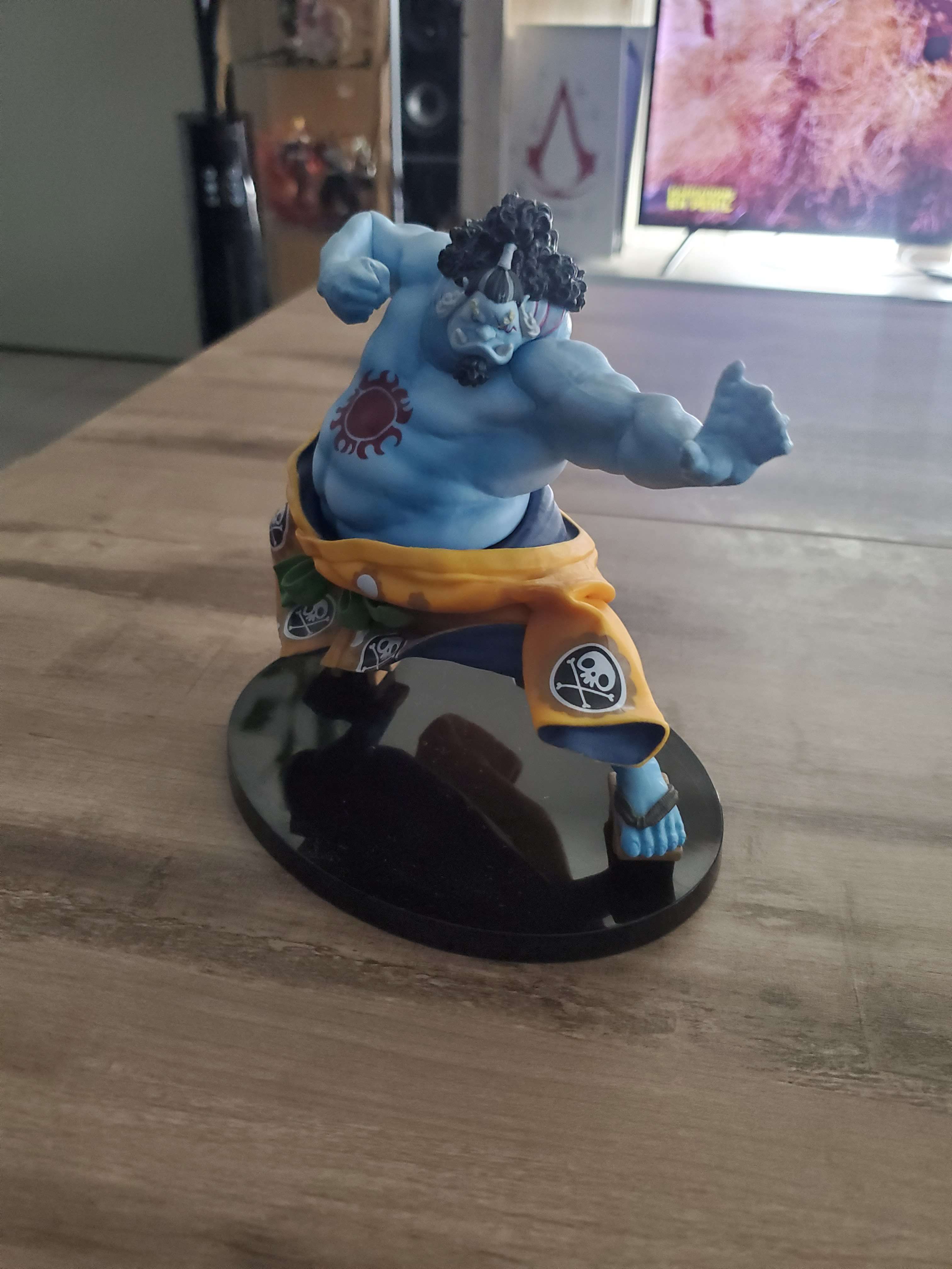 figurine one piece  Jinbei  gamme  BWFC