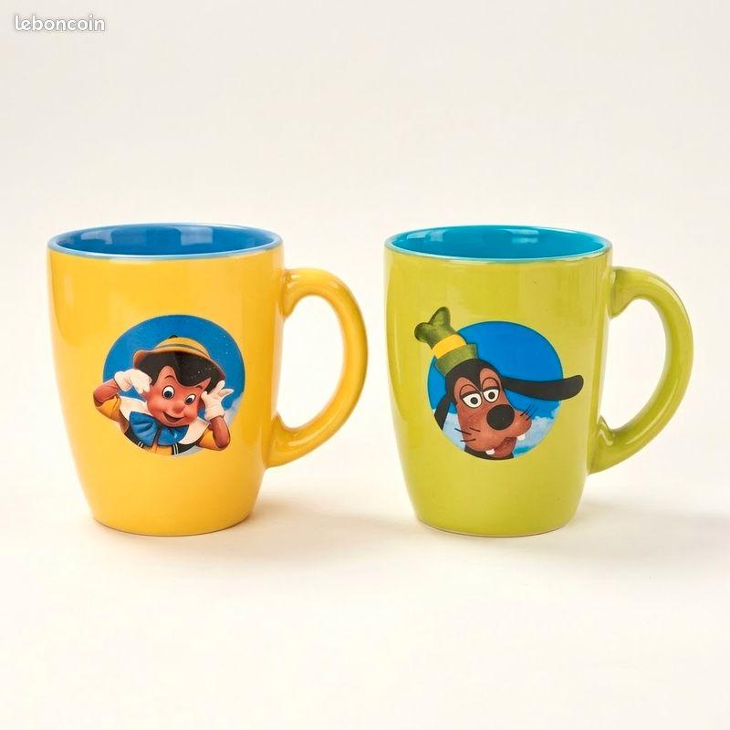 Mugs Disneyland Paris vintage Esso