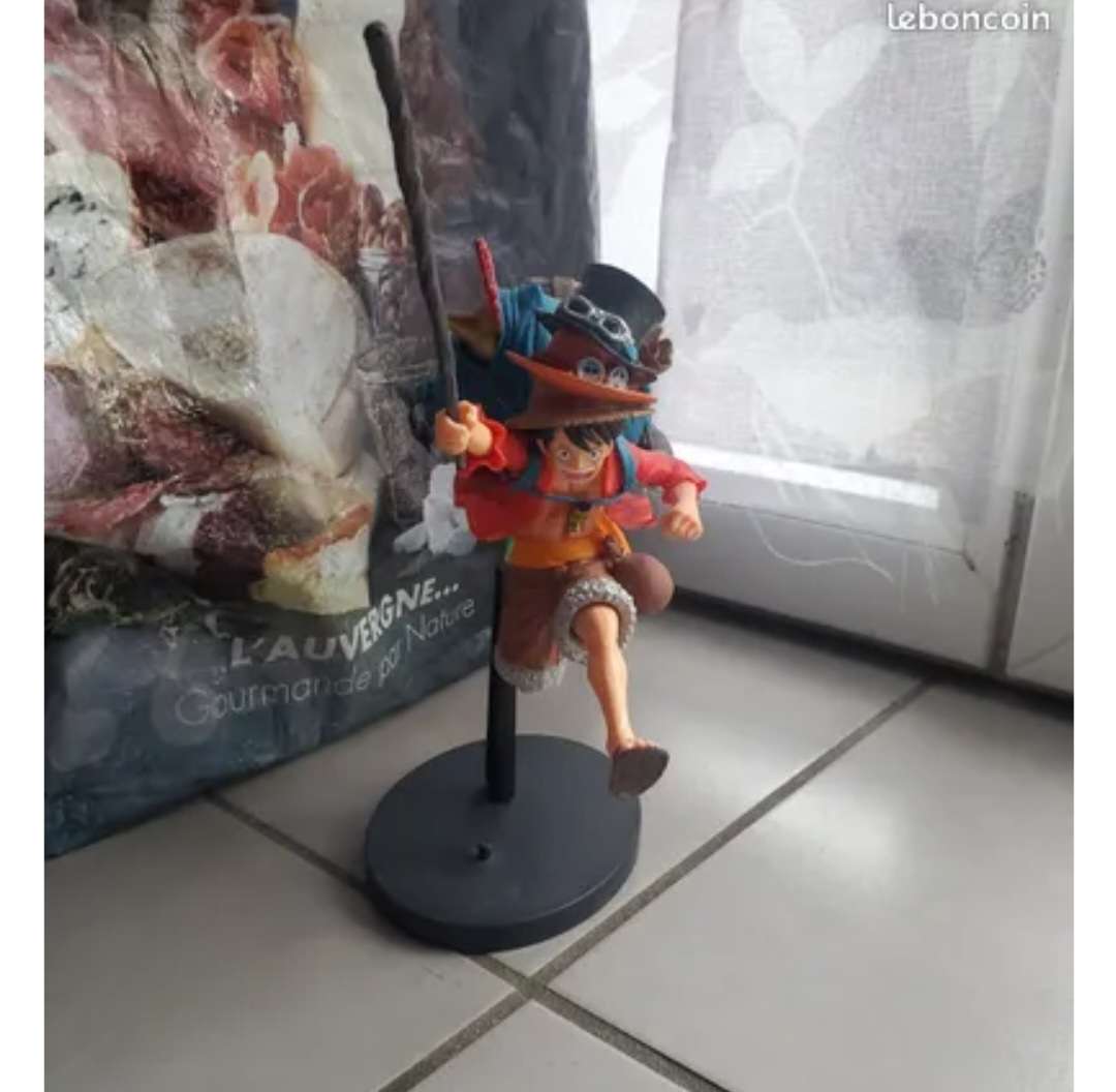 figurine one piece monkey.d.luffy