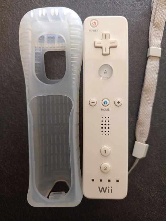 Nintendo - Wii - Wiimote
