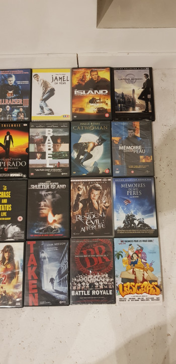 Image article Lot de 36 DVDs en tout genre